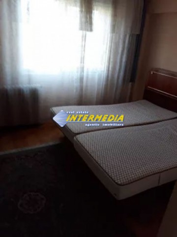3-camere-decomandat-etaj-intermediar-4